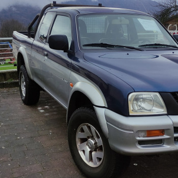vendo Mitsubishi L200