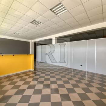 Negozio in affitto a Limena (Padova)