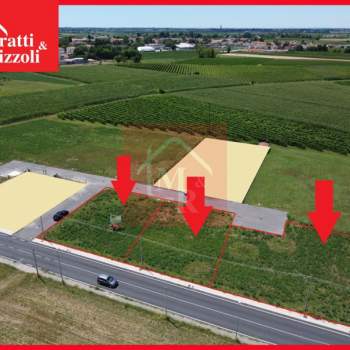 Terreno in vendita a Fiumicello Villa Vicentina (Udine)