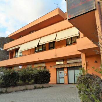 Negozio in vendita a Terni (Terni)