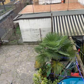 Villa in vendita a Vernate (Milano)