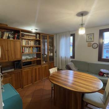 Appartamento in vendita a Cavaso del Tomba (Treviso)