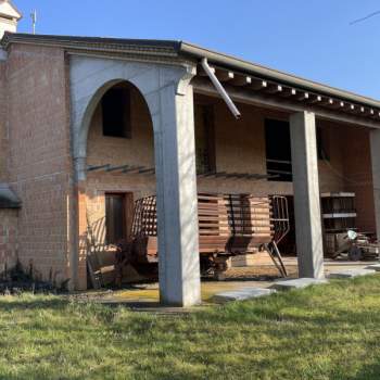 Rustico in vendita a Altivole (Treviso)