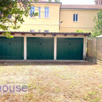 Garage in vendita a Biella (Biella)