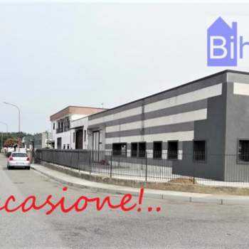 Capannone in vendita a Cossato (Biella)