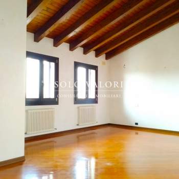Bifamiliare in vendita a Vedelago (Treviso)