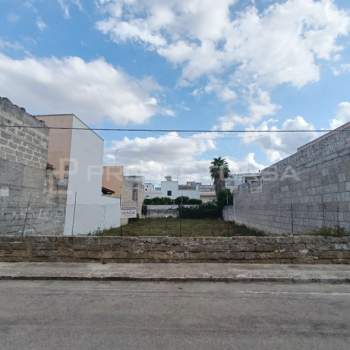 Terreno in vendita a Scorrano (Lecce)