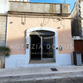 Negozio in vendita a Racale (Lecce)