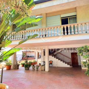 Villa in vendita a Racale (Lecce)
