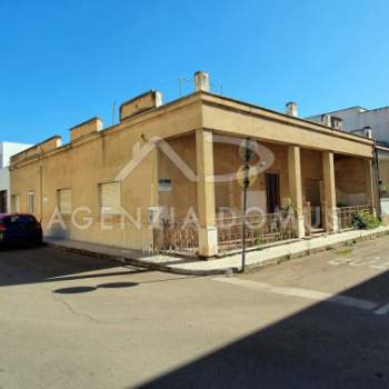 Casa singola in vendita a Racale (Lecce)