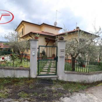 Casa a schiera in vendita a Laterina Pergine Valdarno (Arezzo)