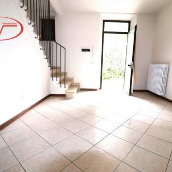 Casa a schiera in vendita a Bucine (Arezzo)