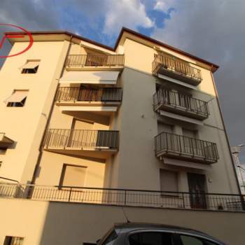 Quadrifamiliare in vendita a Terranuova Bracciolini (Arezzo)