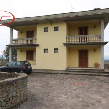 Villa in vendita a Loro Ciuffenna (Arezzo)