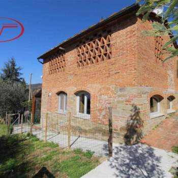 Casa singola in vendita a Terranuova Bracciolini (Arezzo)
