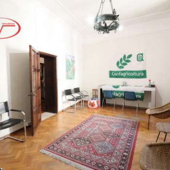 Ufficio in vendita a Montevarchi (Arezzo)