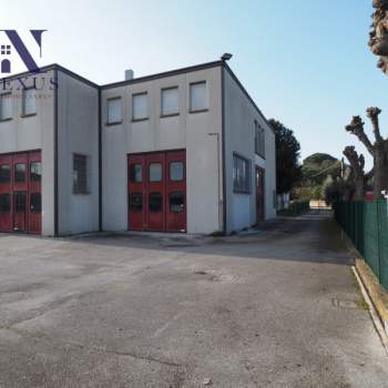 Capannone in vendita a Fano (Pesaro e Urbino)