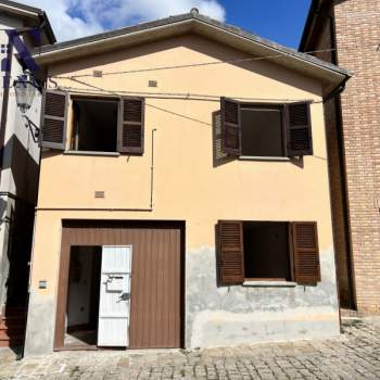 Casa a schiera in vendita a Castelleone di Suasa (Ancona)