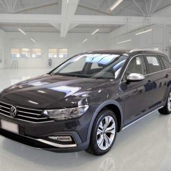 VOLKSWAGEN Passat Alltrack