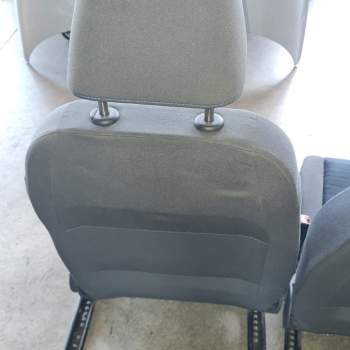 Sedile anteriore sx VOLKSWAGEN GOLF 5  del 2007