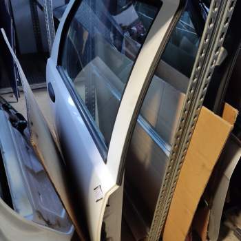 Porta posteriore dx FIAT PUNTO 2  del 2001