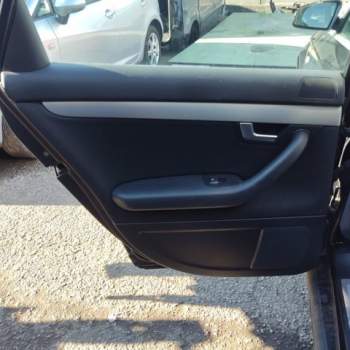 Pannello porta post sx AUDI A4  del 2006