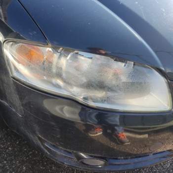 Proiettore destro AUDI A4  del 2006
