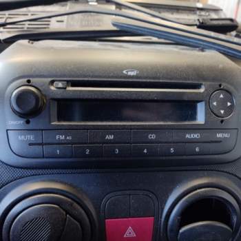 Autoradio PEUGEOT BIPPER  del 2015