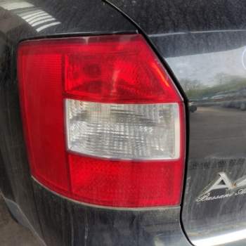 Fanale posteriore sinistro AUDI A4  del 2002