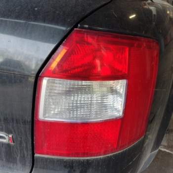 Fanale posteriore destro AUDI A4  del 2002