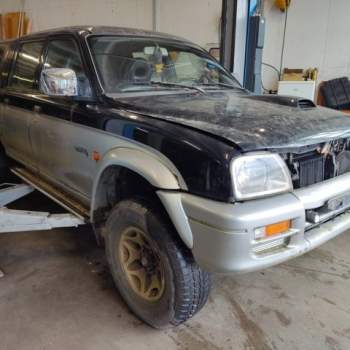 Ricambi MITSUBISHI L200 4X4 2477cc TD  del 2000