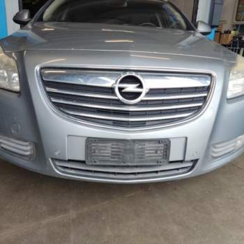 Paraurti anteriore OPEL INSIGNIA  del 2011