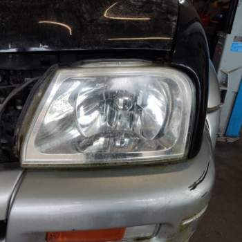 Proiettore sinistro MITSUBISHI L200  del 2000