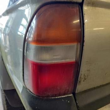 Fanale posteriore sx MITSUBISHI L200  del 2000