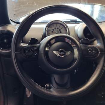 Volante MINI COUNTRYMAN  del 2011