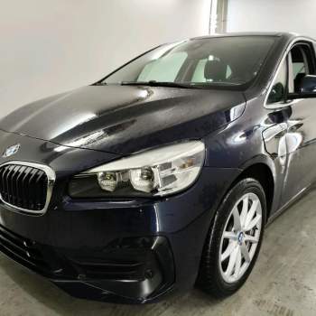 BMW 225