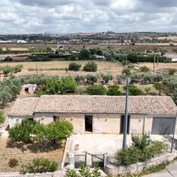 Casa singola in vendita a Modica (Ragusa)