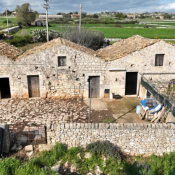 Casa singola in vendita a Modica (Ragusa)