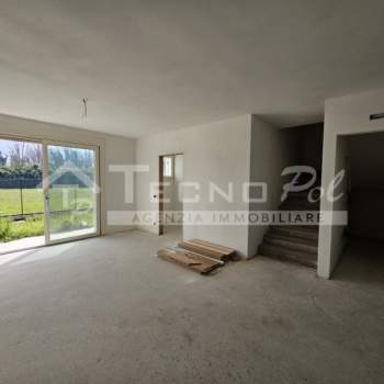 Bifamiliare in vendita a Loreggia (Padova)