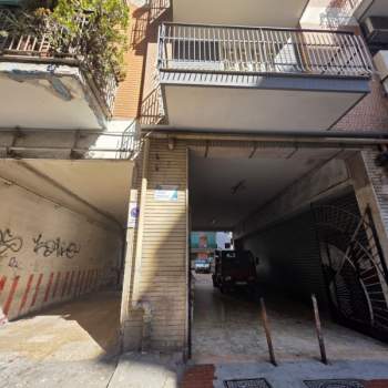 Appartamento in vendita a Napoli (Napoli)