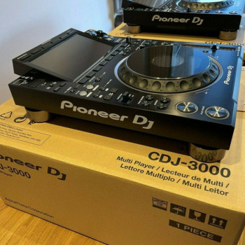 Pioneer CDJ-3000, Pioneer DJM-A9, AlphaTheta XDJ-AZ, Pioneer OPUS-QUAD, XDJ-RX3 