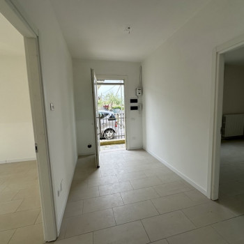 PORTO MENAI CASA SINGOLA RECENTEMENTE RESTAURATA A NUOVO