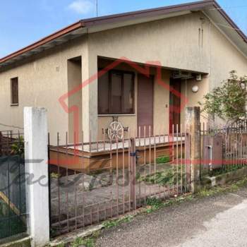 Casa singola in vendita a Bassano del Grappa (Vicenza)