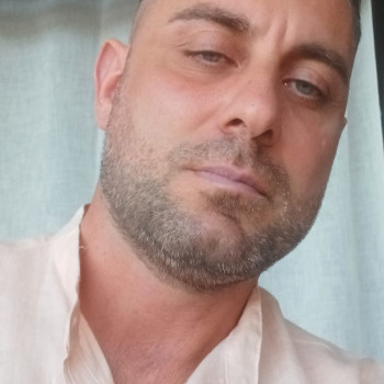 Cerco amica per uscite occasionali e tenersi compagnia