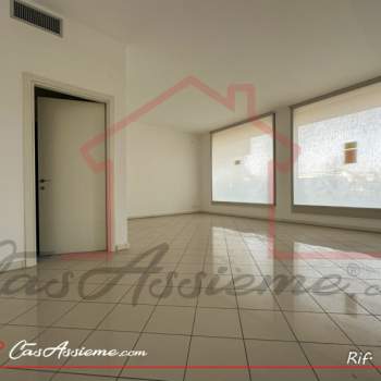 Negozio in affitto a Tombolo (Padova)