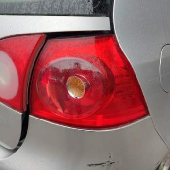 Fanale post dx VOLKSWAGEN GOLF 5  del 2005