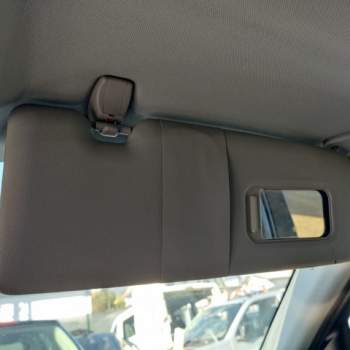 Aletta parasole destra BMW 118  del 2010