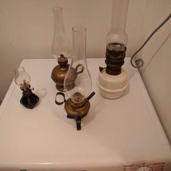 Vendo 4 Lampade a petrolio ANTICHE