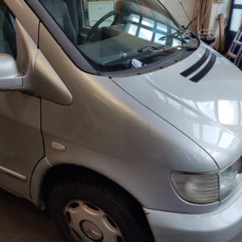 Parafango destro MERCEDES-BENZ VITO  del 1999