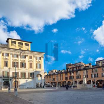 Negozio in vendita a Brescia (Brescia)